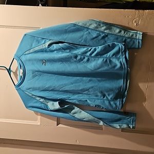 Mizuno thermal workout top